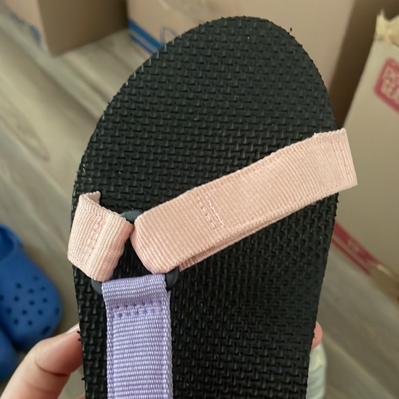 Platform sandals - Picture 3 of 3